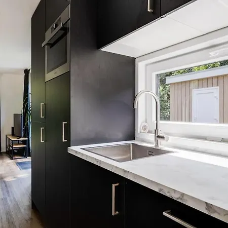 Modern Op De Veluwe * エーペ