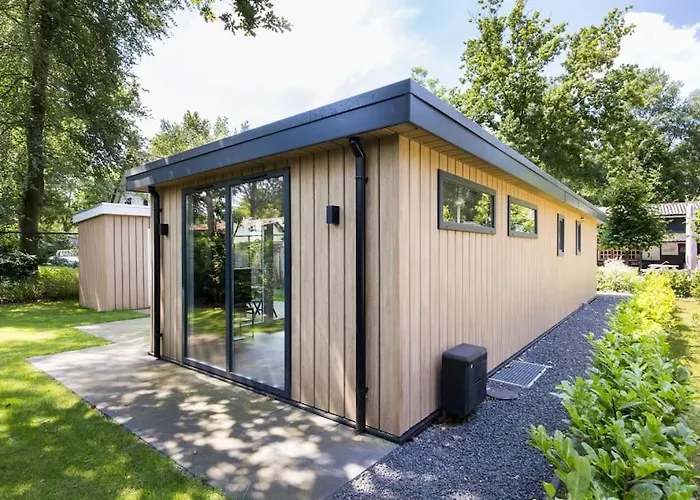 Modern Op De Veluwe Chalet